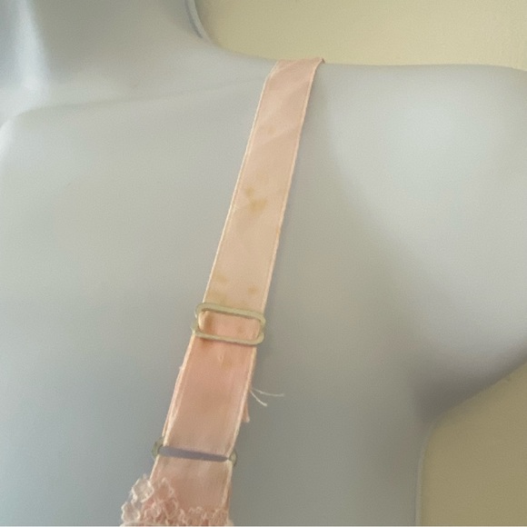 Vintage sheer pink floral lace slip chemise - Picture 6 of 9